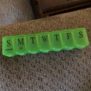 Sunday to Saturday pill box